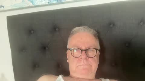 ozhairybearxxxx online show from January 2025 04:18:02 AM