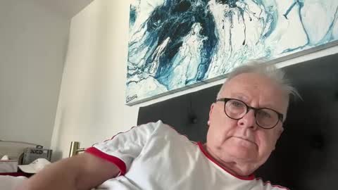 ozhairybearxxxx online show from April 2026 05:27:02 AM