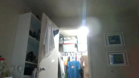 Snapshot of ozzy78 chatting on October 2025 01:39:02 AM 0zzy78 online show from October 2025 01:39:02 AM