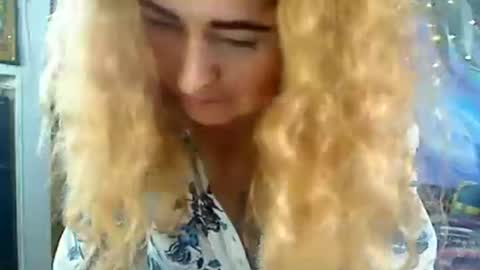 Snapshot of ozzy_helen chatting on January 2025 06:46:01 PM Ozzy Helen online show from January 2025 06:46:01 PM