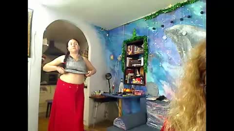 Snapshot of ozzy_helen chatting on January 2025 11:03:02 PM Ozzy Helen online show from January 2025 11:03:02 PM