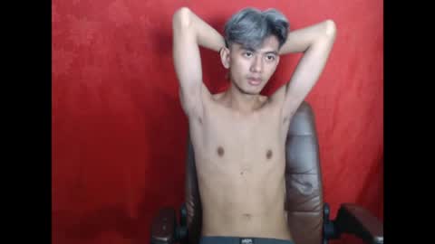 Snapshot of p1noytwink_xel chatting on May 2026 10:53:02 AM p1noytwink_xel online show from May 2026 10:53:02 AM