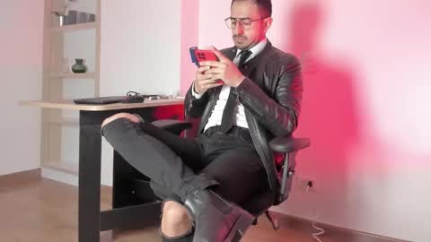 Snapshot of pablo_rincon95 chatting on February 2025 11:08:02 AM pablo rincon95 online show from February 2025 11:08:02 AM