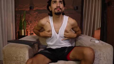 Snapshot of pablo_russoo chatting on March 2026 03:01:02 AM pablo online show from March 2026 03:01:02 AM