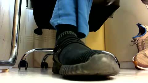 Snapshot of pablomenesssl chatting on December 2024 08:32:02 AM Pablo Meness online show from December 2024 08:32:02 AM