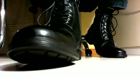 Snapshot of pablomenesssl chatting on January 2025 04:59:01 PM Pablo Meness online show from January 2025 04:59:01 PM