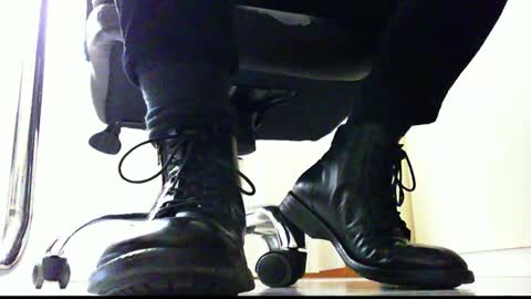 Snapshot of pablomenesssl chatting on January 2025 01:47:02 PM Pablo Meness online show from January 2025 01:47:02 PM