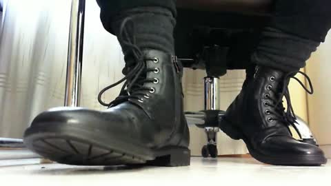 Snapshot of pablomenesssl chatting on January 2025 09:51:02 AM Pablo Meness online show from January 2025 09:51:02 AM