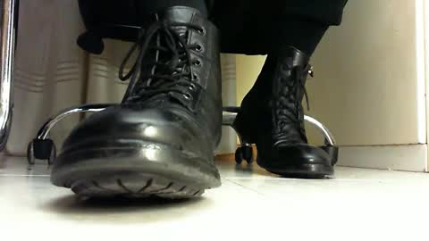 Snapshot of pablomenesssl chatting on February 2025 06:08:02 PM Pablo Meness online show from February 2025 06:08:02 PM