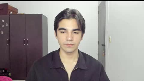 pakun_ online show from December 2025 01:35:02 AM