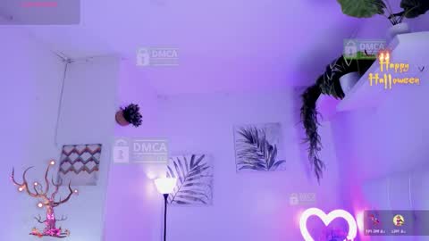 Palmer  online show from October 2025 09:08:02 PM