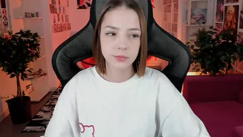 Snapshot of pambeeslyy chatting on November 2025 11:21:01 AM Pam online show from November 2025 11:21:01 AM