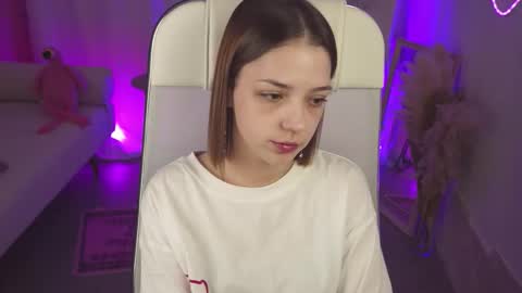 Snapshot of pambeeslyy chatting on November 2025 05:41:02 AM Pam online show from November 2025 05:41:02 AM