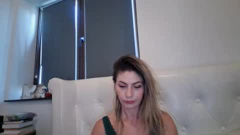Snapshot of pamela051087 chatting on June 2026 02:01:02 PM Pamela051087 online show from June 2026 02:01:02 PM