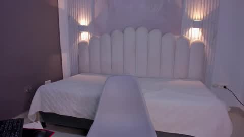 pamela online show from October 2025 08:54:02 PM