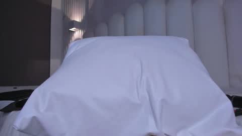 pamela online show from November 2025 10:53:02 PM