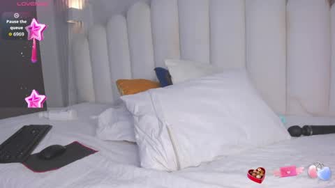 pamela online show from March 2026 10:00:02 PM