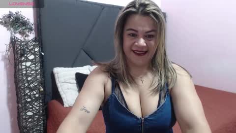 pamela_echeverria online show from January 2026 11:23:01 AM