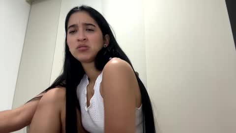 pamela_milleer online show from December 2024 03:37:01 AM