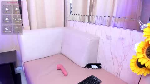 Snapshot of pamelaaddams_ chatting on December 2025 05:59:01 AM Pamela online show from December 2025 05:59:01 AM