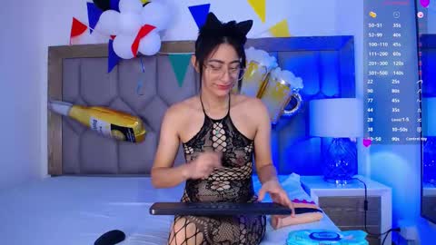 Snapshot of pamelaponce chatting on October 2025 12:12:02 PM Pamela Ponce online show from October 2025 12:12:02 PM