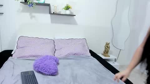 PAMELA online show from October 2025 07:14:02 PM