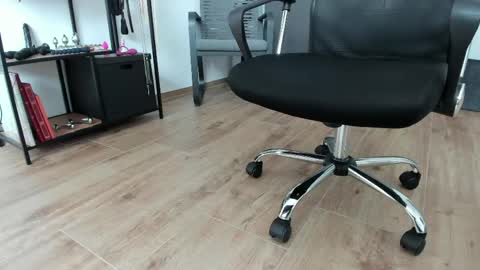 pampersandspanking online show from March 2026 09:42:01 AM