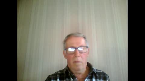 Snapshot of pamploum chatting on November 2025 03:01:02 PM pamploum online show from November 2025 03:01:02 PM