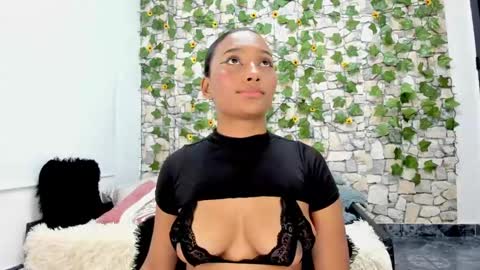 Snapshot of pandora_gu1 chatting on December 2024 11:25:01 PM pandora_gu1 online show from December 2024 11:25:01 PM