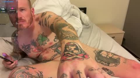 Snapshot of pantone032c chatting on December 2024 05:49:01 AM Red online show from December 2024 05:49:01 AM