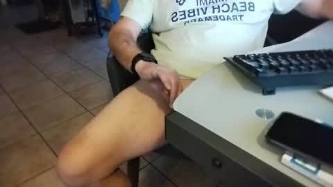 Snapshot of pantyrafke chatting on November 2025 06:57:02 AM pantyrafke online show from November 2025 06:57:02 AM