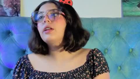 Snapshot of paola_lyon chatting on November 2025 05:24:01 PM Paola Lyon online show from November 2025 05:24:01 PM