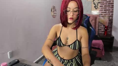 Paola  online show from February 2026 06:23:01 PM