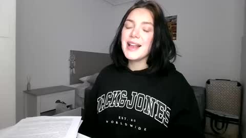 Paola Hard online show from November 2025 07:59:02 PM