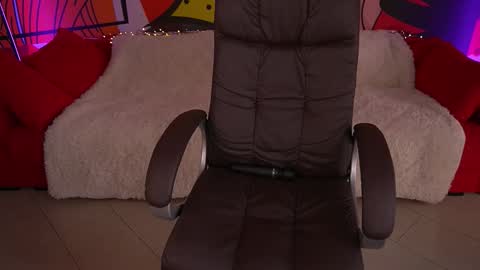 Lia online show from September 2025 07:41:01 AM