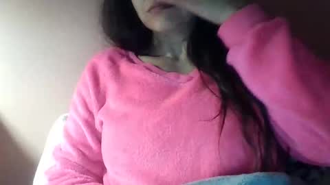 Snapshot of paolamz10 chatting on February 2026 06:40:02 AM paolamz10 online show from February 2026 06:40:02 AM