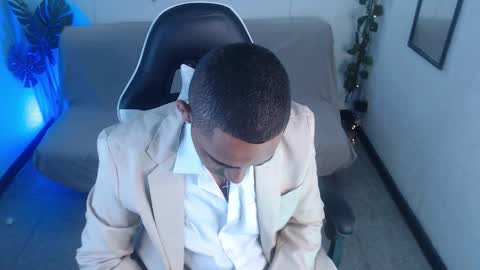 PAOLO online show from February 2026 12:23:02 PM