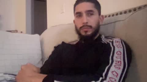 papicubano_guapo23cm online show from November 2025 06:36:01 AM