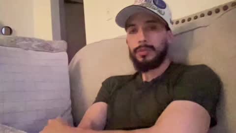 papicubano_guapo23cm online show from February 2026 06:17:01 AM