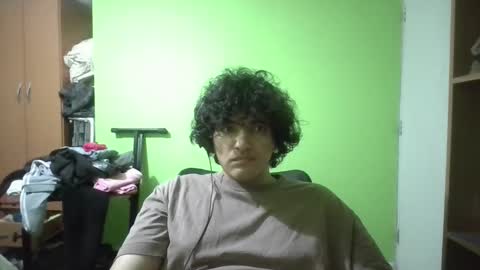 Snapshot of papitowilly999 chatting on December 2024 03:33:02 AM Papito online show from December 2024 03:33:02 AM