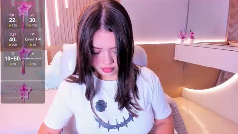 Amy and my doll online show from November 2025 04:00:01 AM