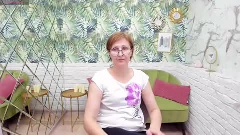 Snapshot of paris_cherry chatting on March 2025 11:56:02 PM Paris online show from March 2025 11:56:02 PM