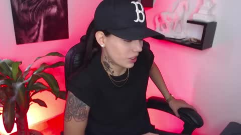 Paris D angelo online show from March 2025 07:38:01 PM