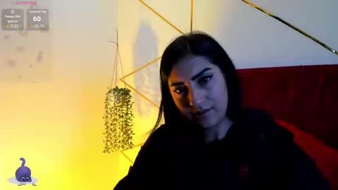 paris_evans_01 online show from December 2025 12:31:02 PM