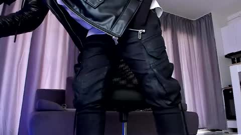 Paris online show from April 2026 10:32:01 AM