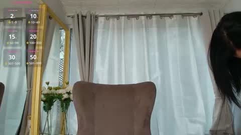 Paris online show from March 2026 05:52:01 AM