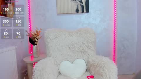 Paris online show from April 2026 04:10:02 AM