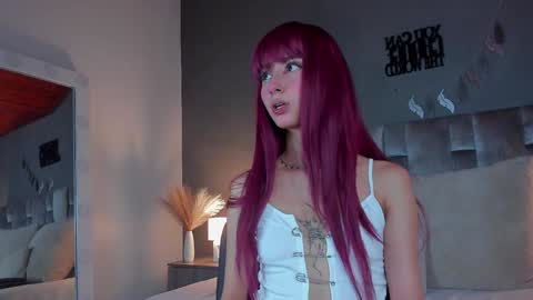 PARIS online show from February 2025 07:31:02 PM