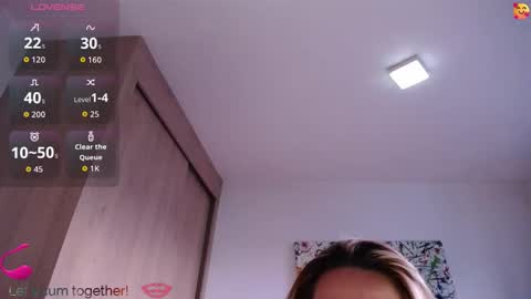Paris online show from October 2025 10:40:02 PM