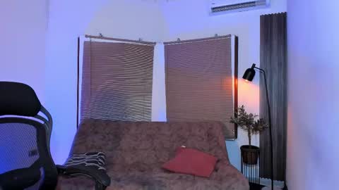 liampacoyosh and erick online show from November 2025 03:27:01 AM